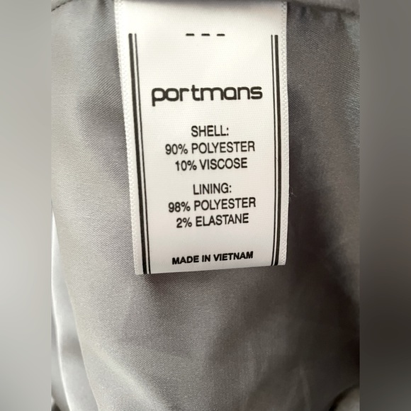 Size 8 Portman’s Grey Coat - Picture 9 of 10
